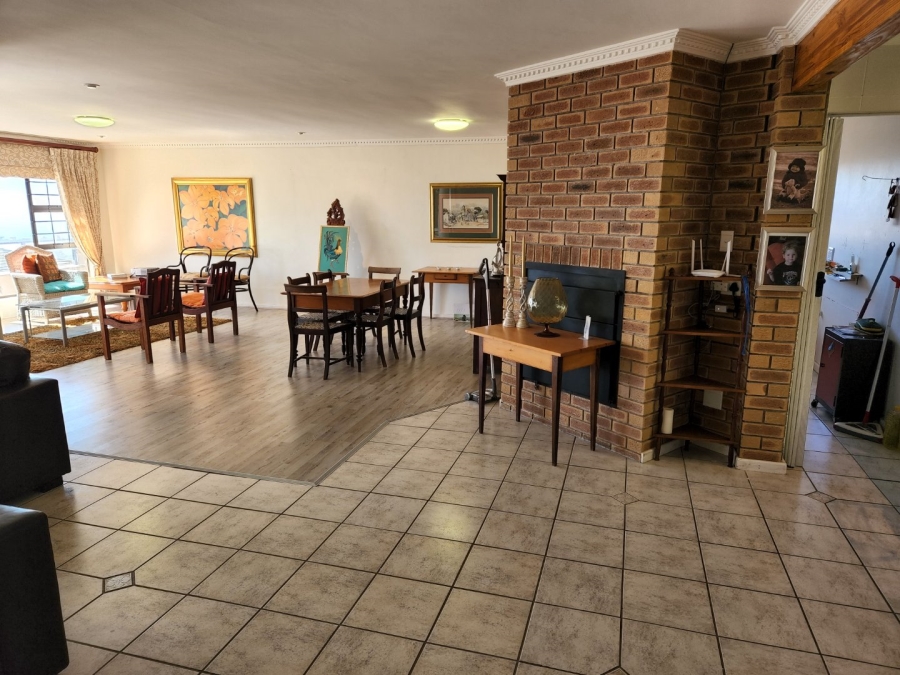 3 Bedroom Property for Sale in Mossel Bay Central Western Cape